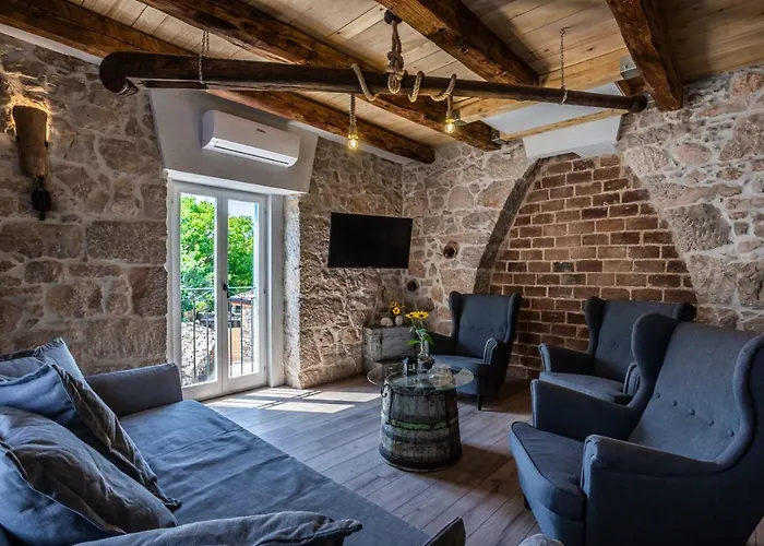 Villa Stone Katarina With Pool