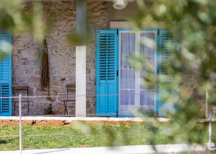 فيلة Stone Katarina With Pool